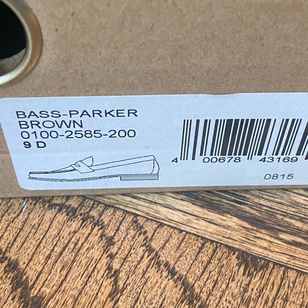 Bass Weejuns Parker Loafers - Picture 8 of 9